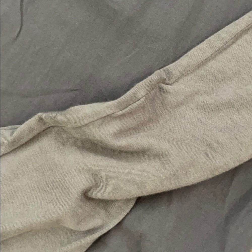 Blouse - Picture 2 of 4